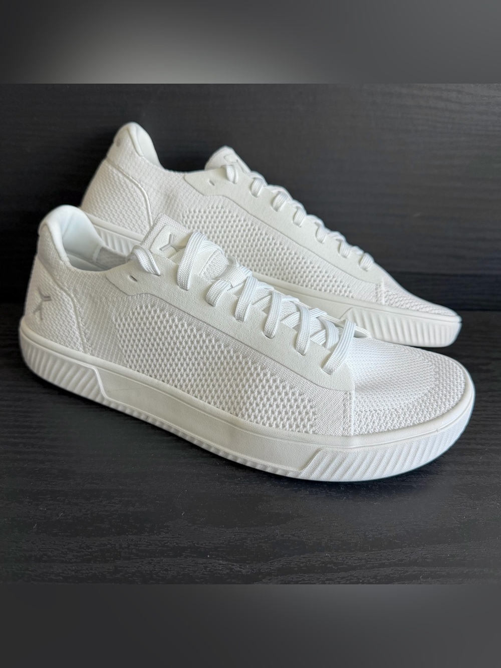 Flux Adapt Knit Trainer Barefoot Minimalist Sneaker Sz 9.5 White Shoe Brand NEW